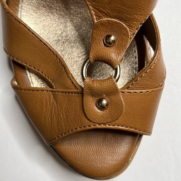 Sofft brand brown leather upper strappy heeled sandals US size 8W - Picture 11 of 12